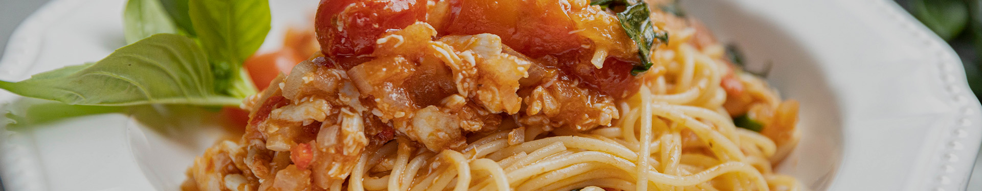 Date Night Chilli Crab Pasta with Pinot Noir